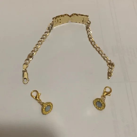 2 Magnetic Clasp For Easily Close/Open Necklace Or Bracelet.Gold color & Silver - Picture 5 of 13